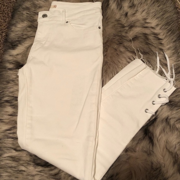 Levi’s 711 Skinny - Picture 2 of 2